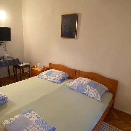 Apartments Stella-Dora Lopar Eksteriør billede